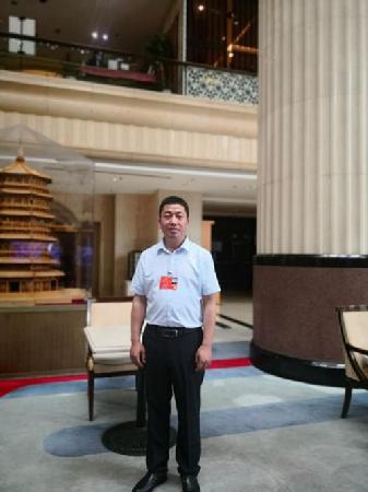 全國人大代表、航空工業(yè)陜飛部件廠飛機(jī)鉚接裝配鉗工